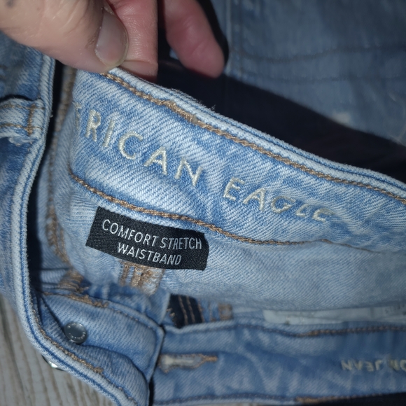American Eagle Outfitters Distressed Blue Boyfriend Jeans - Picture 3 of 5
